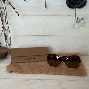 Burberry Tan Sunglasses with Case